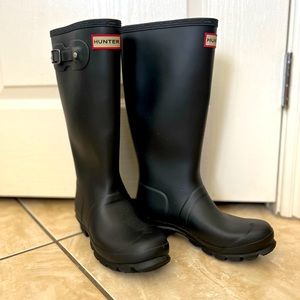 Size 5 Hunter boots